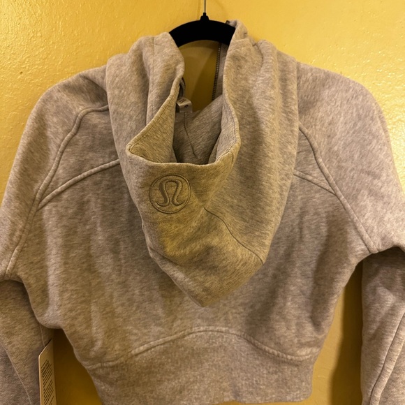 Lululemon scuba full-zip cropped hoodie - Picture 3 of 6